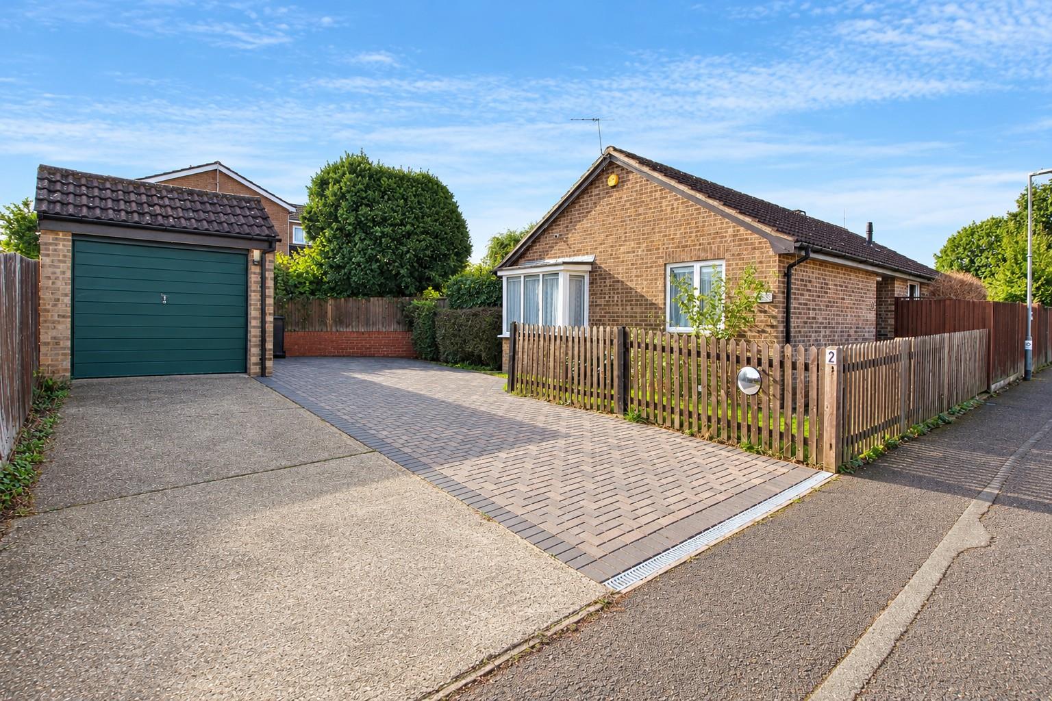 Cornwall Close, Tilehurst, Reading